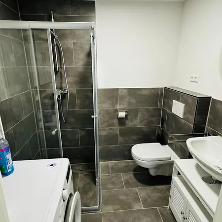 Cozy & Small Apartment-boeblingen *