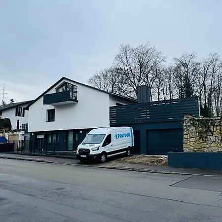 Cozy & Small Apartment-boeblingen * בובלינגן
